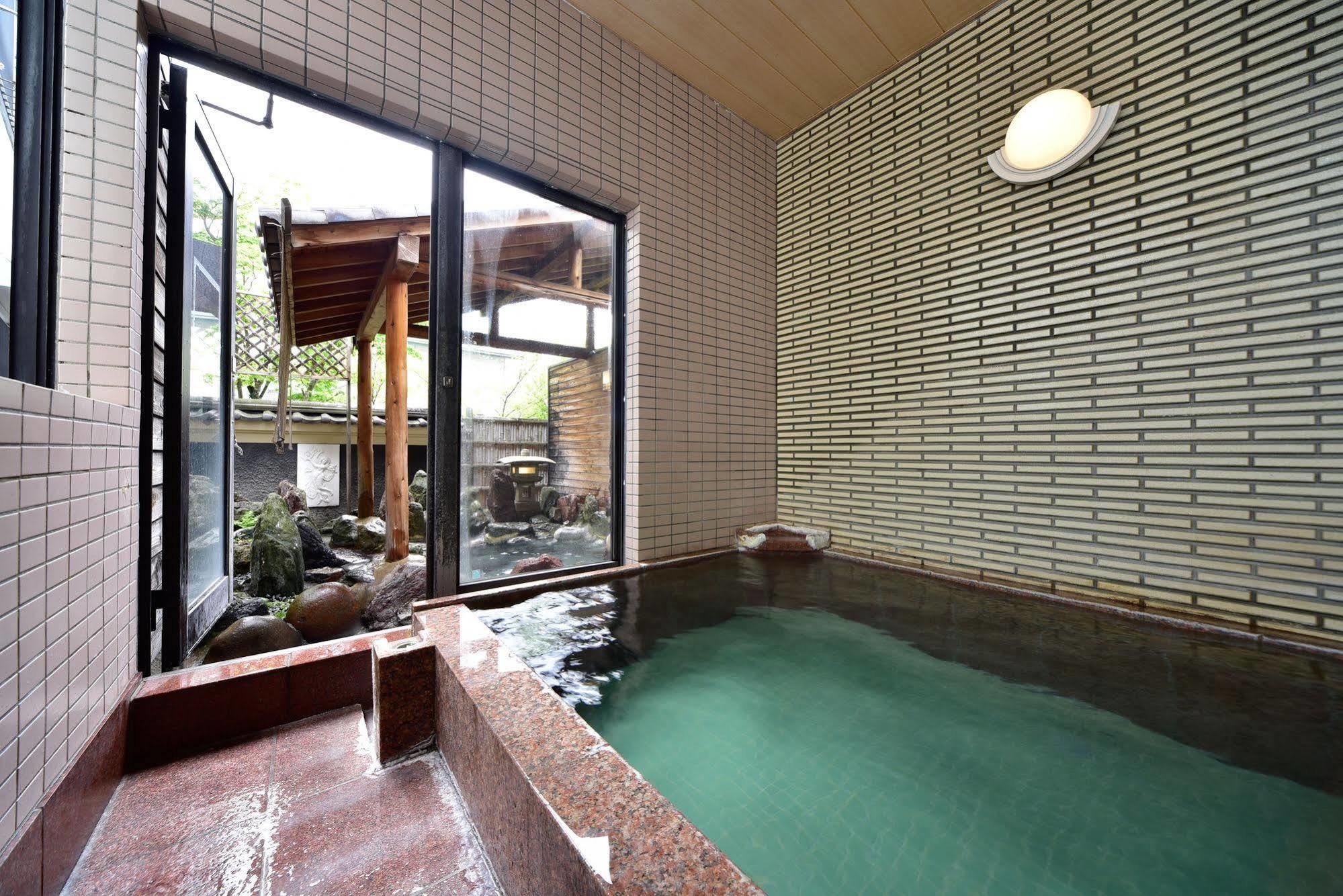 Kiyoshigekan 3*
